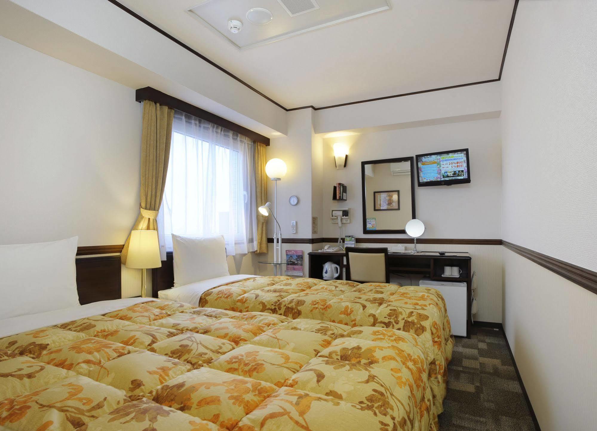 Toyoko Inn Tottori Eki Minami Guchi Buitenkant foto